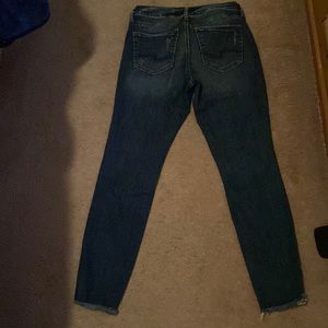 Brand New Silver Jeans Distressed, Dark Wash, Cigarette Style with Stretch